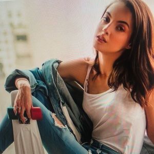 Meet your Posher, Clinton